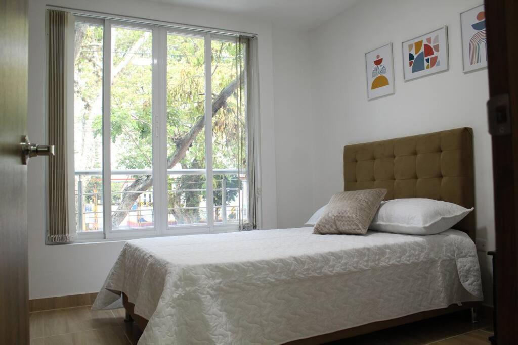 Lindo Apartamento Con Estacionamiento 부가 외부 사진