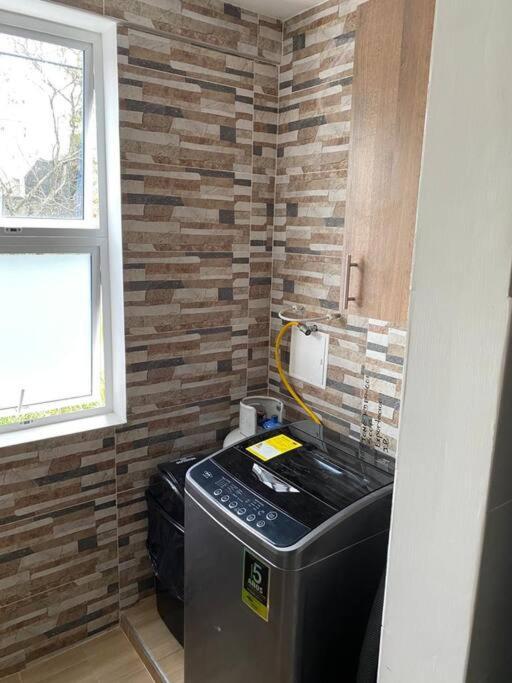 Lindo Apartamento Con Estacionamiento 부가 외부 사진