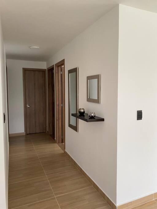 Lindo Apartamento Con Estacionamiento 부가 외부 사진