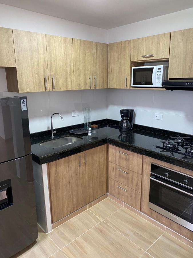 Lindo Apartamento Con Estacionamiento 부가 외부 사진